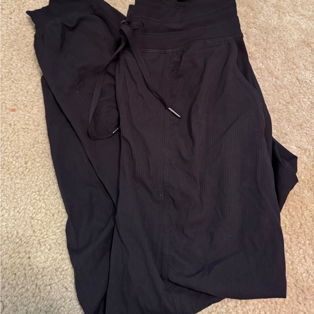 Lululemon jogger pants